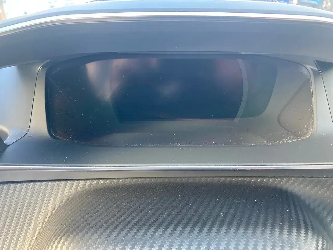 Peugeot 2008 130 BlueHDi GT - Thumbnail 8