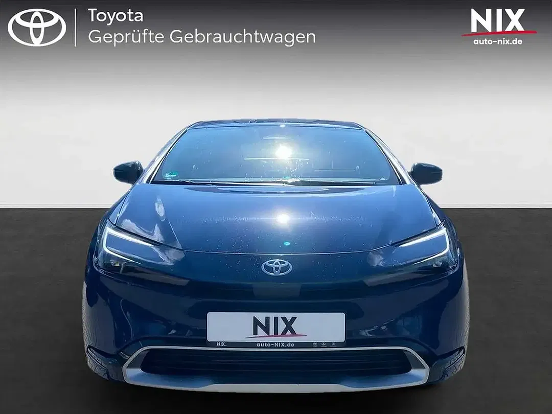 Toyota Prius PHEV Executive - Thumbnail 5