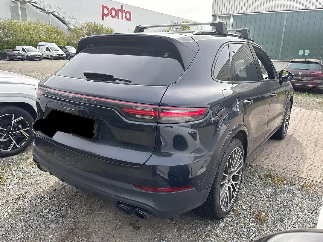 Porsche Cayenne E-Hybrid Edition - Thumbnail 6