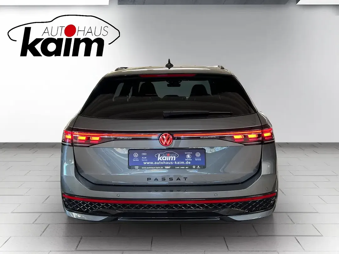 Volkswagen Passat Variant 2.0 TDI 4Motion R-Line - Thumbnail 4