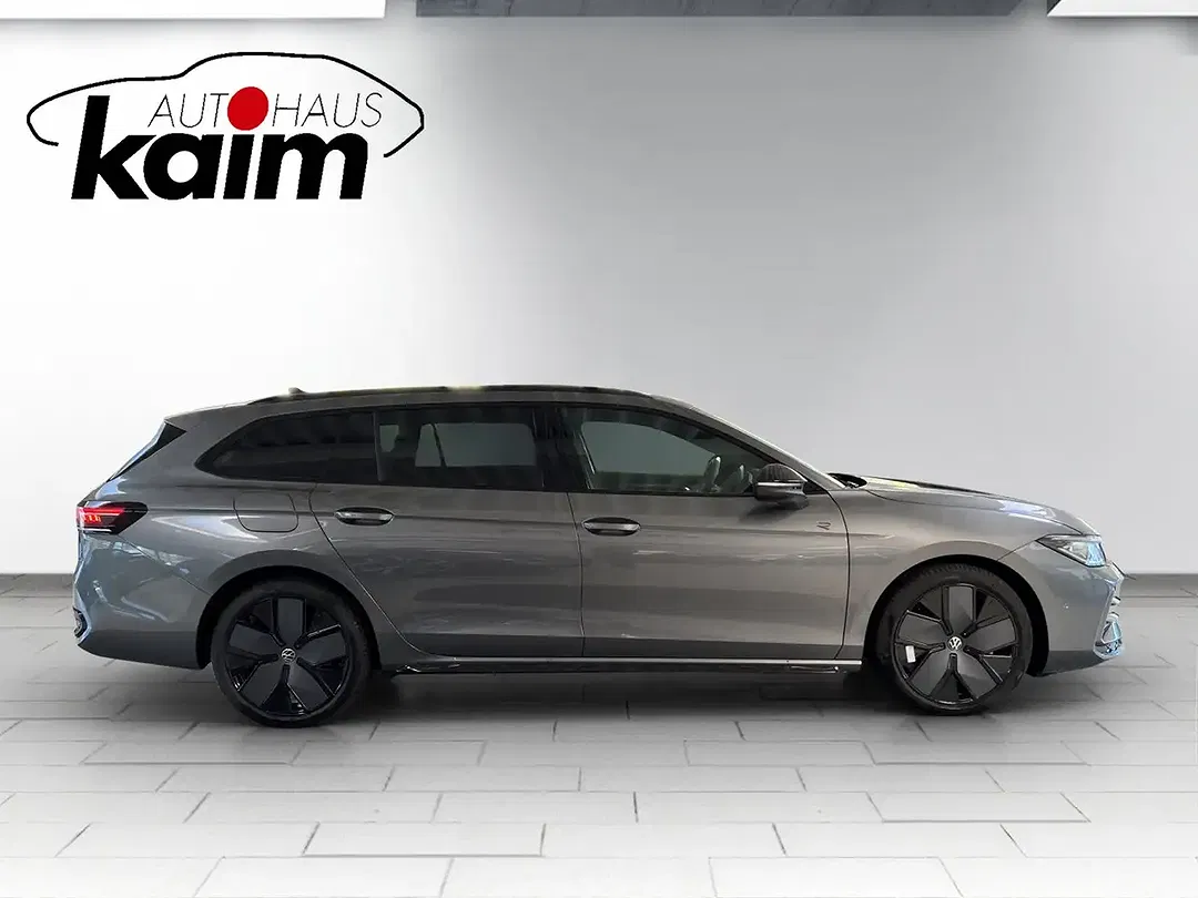 Volkswagen Passat Variant 2.0 TDI 4Motion R-Line - Thumbnail 6