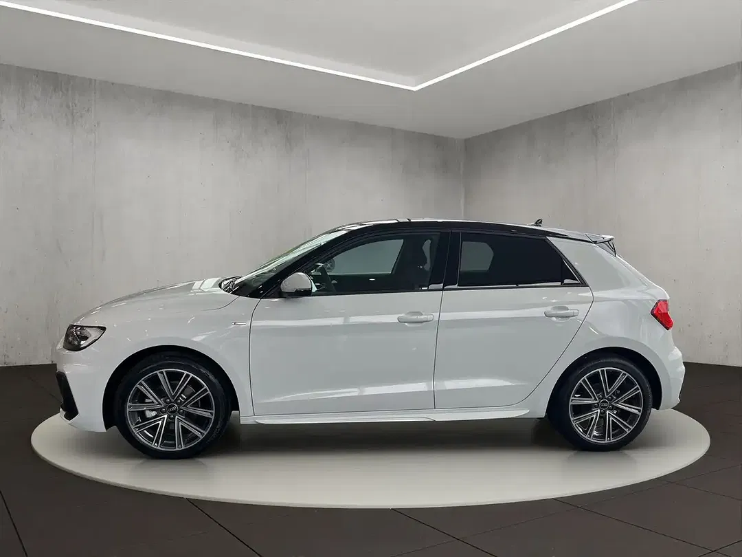 Audi A1 30 TFSI S line - foto 2