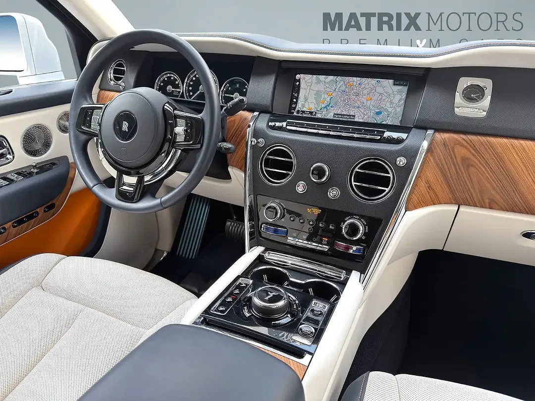 Rolls-Royce Cullinan - Thumbnail 7