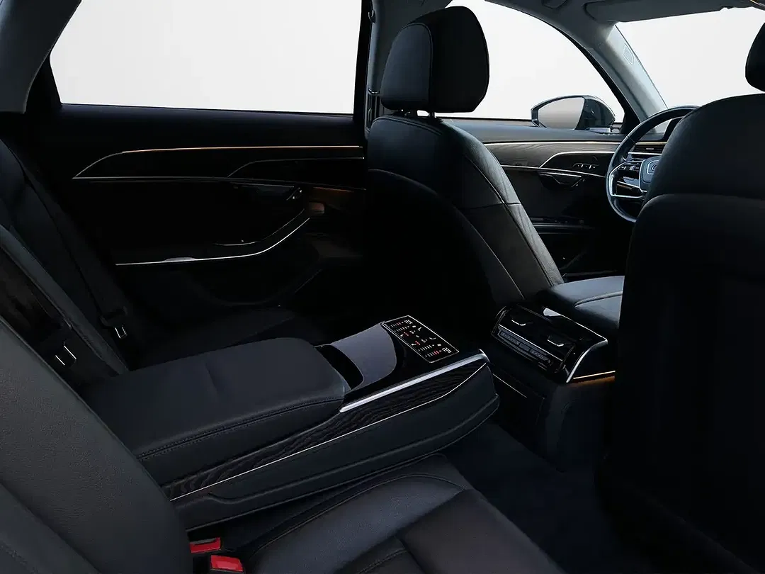 Audi A8 50 TDI quattro - Thumbnail 13