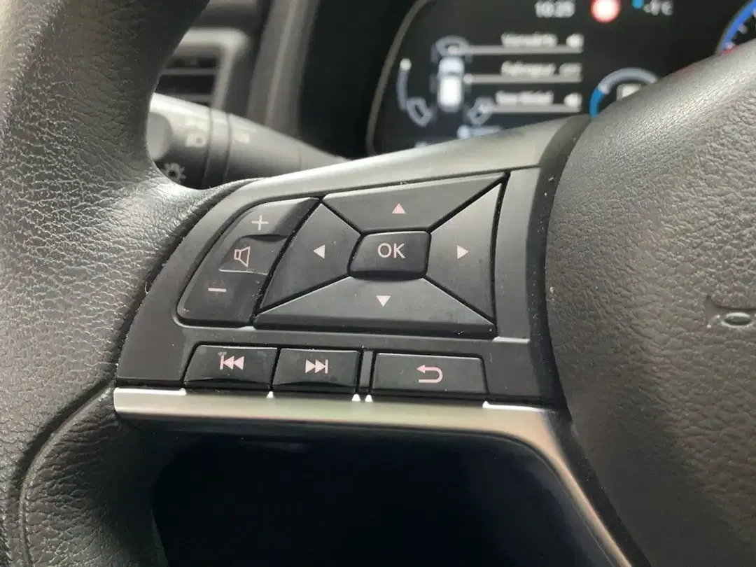 Nissan Leaf Basis - Thumbnail 14