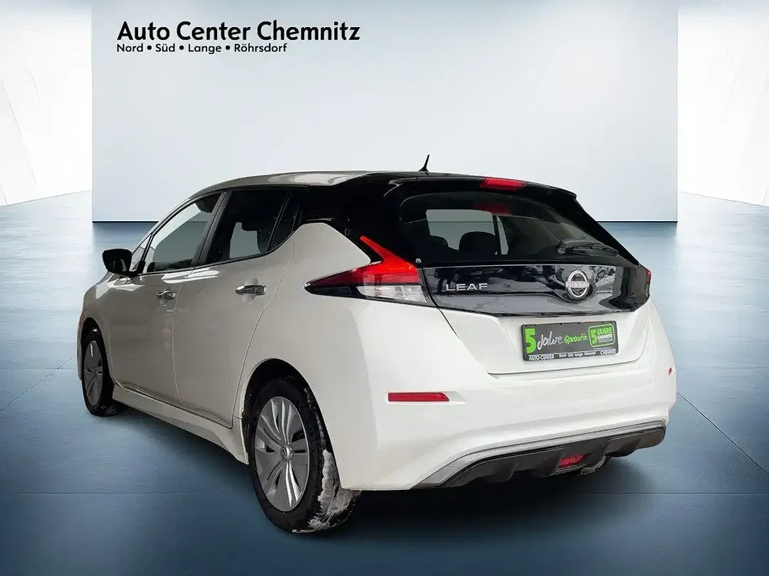 Nissan Leaf Basis - Thumbnail 3