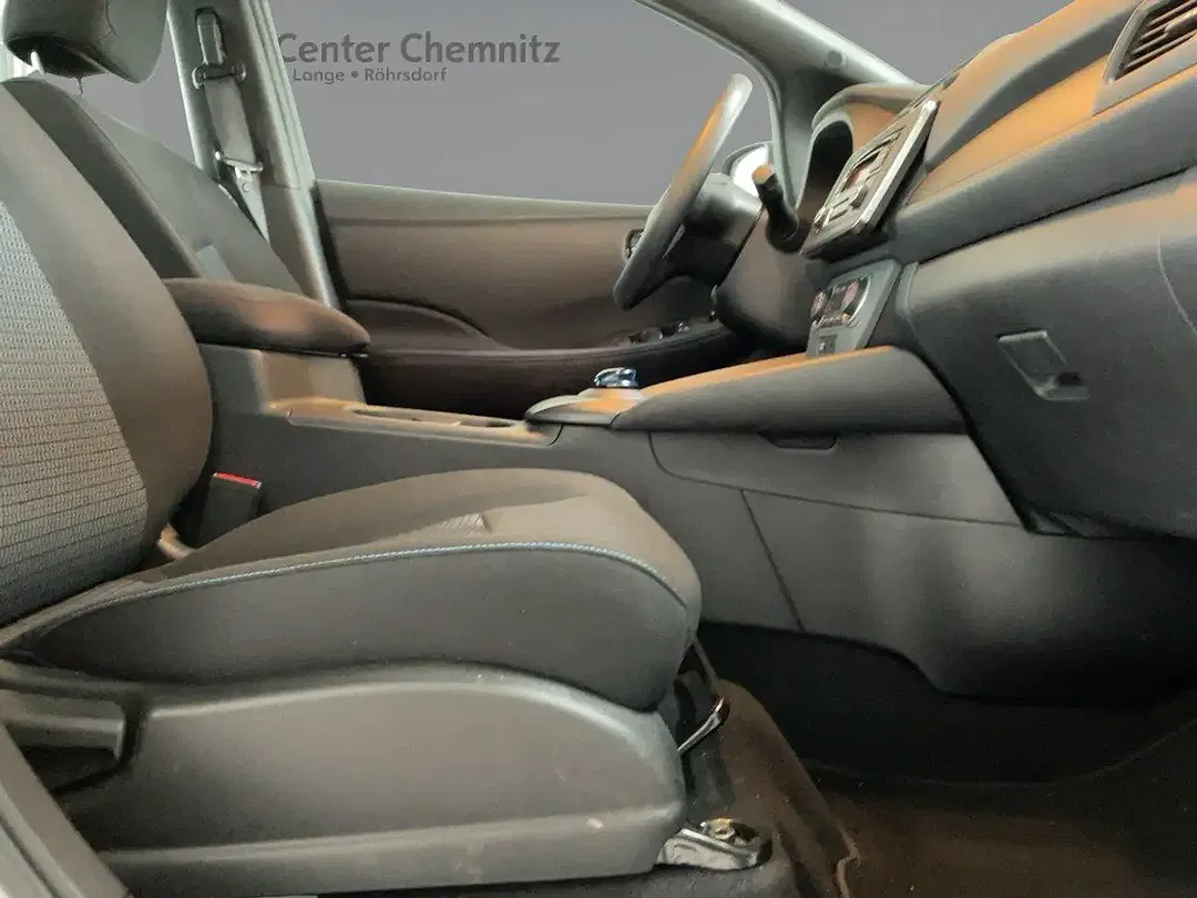 Nissan Leaf Basis - Thumbnail 9