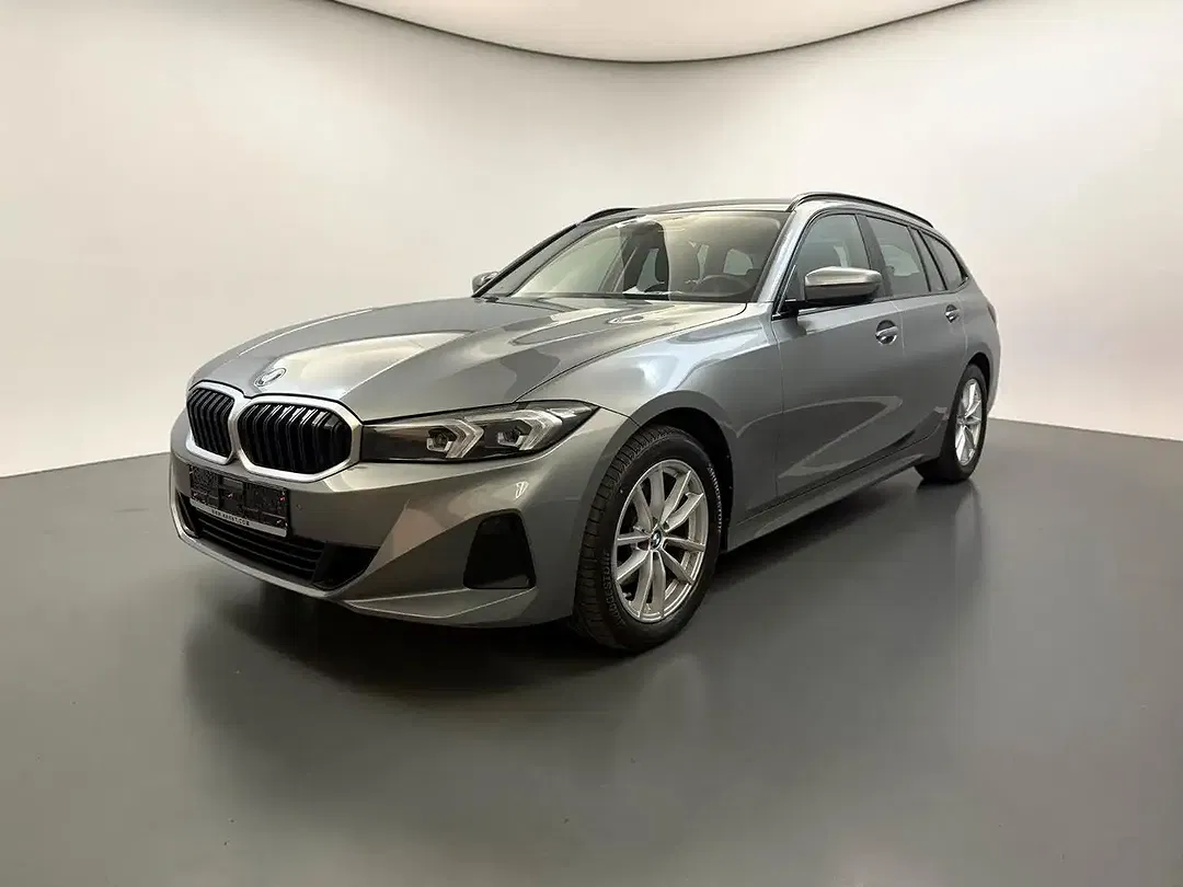 BMW 320 xDrive Shadow Line - Thumbnail 1