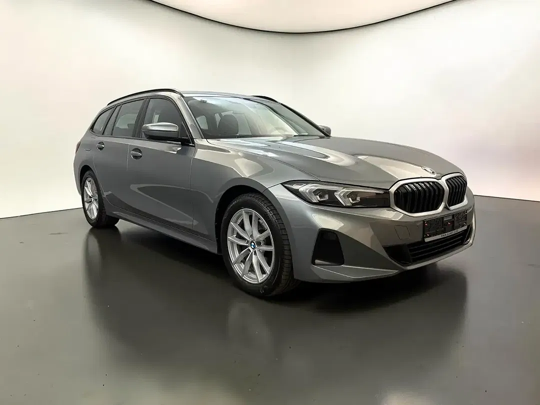 BMW 320 xDrive Shadow Line - Thumbnail 3