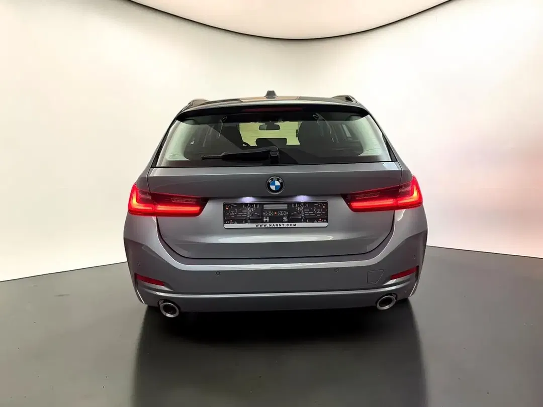 BMW 320 xDrive Shadow Line - Thumbnail 6