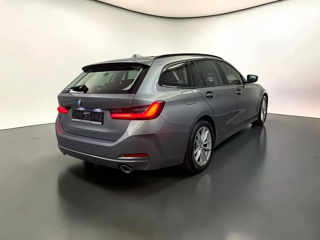 BMW 320 xDrive Shadow Line - Thumbnail 7
