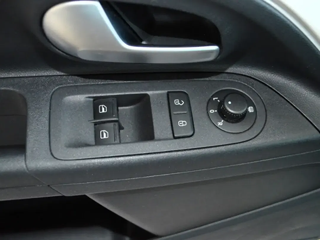 Volkswagen up! 1.0 Move - Thumbnail 12