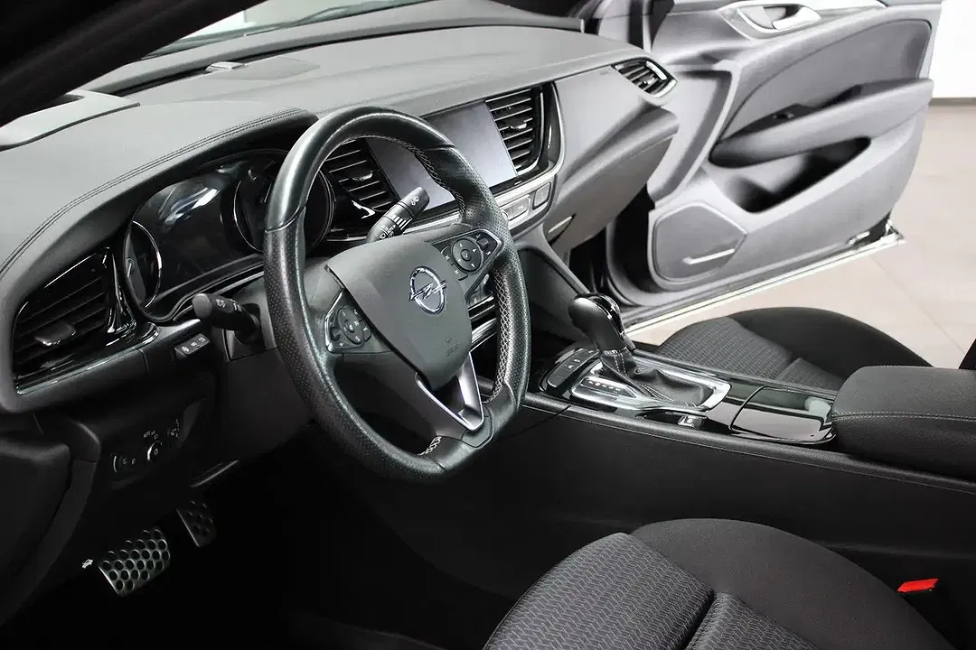 Opel Insignia 2.0 AUT GS Line - foto 2