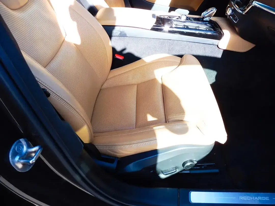 Volvo S90 PHEV Hybrid Recharge Ultimate Dark - Thumbnail 7