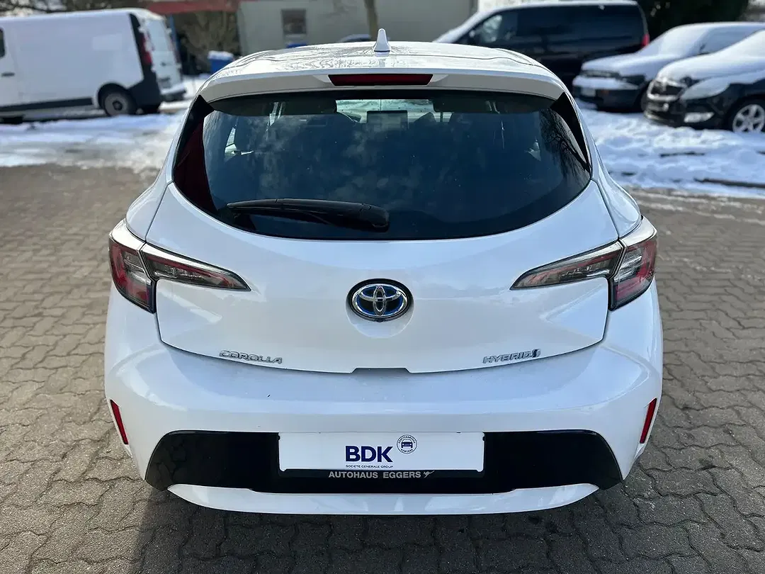 Toyota Corolla Hybrid Business Edition - Thumbnail 6