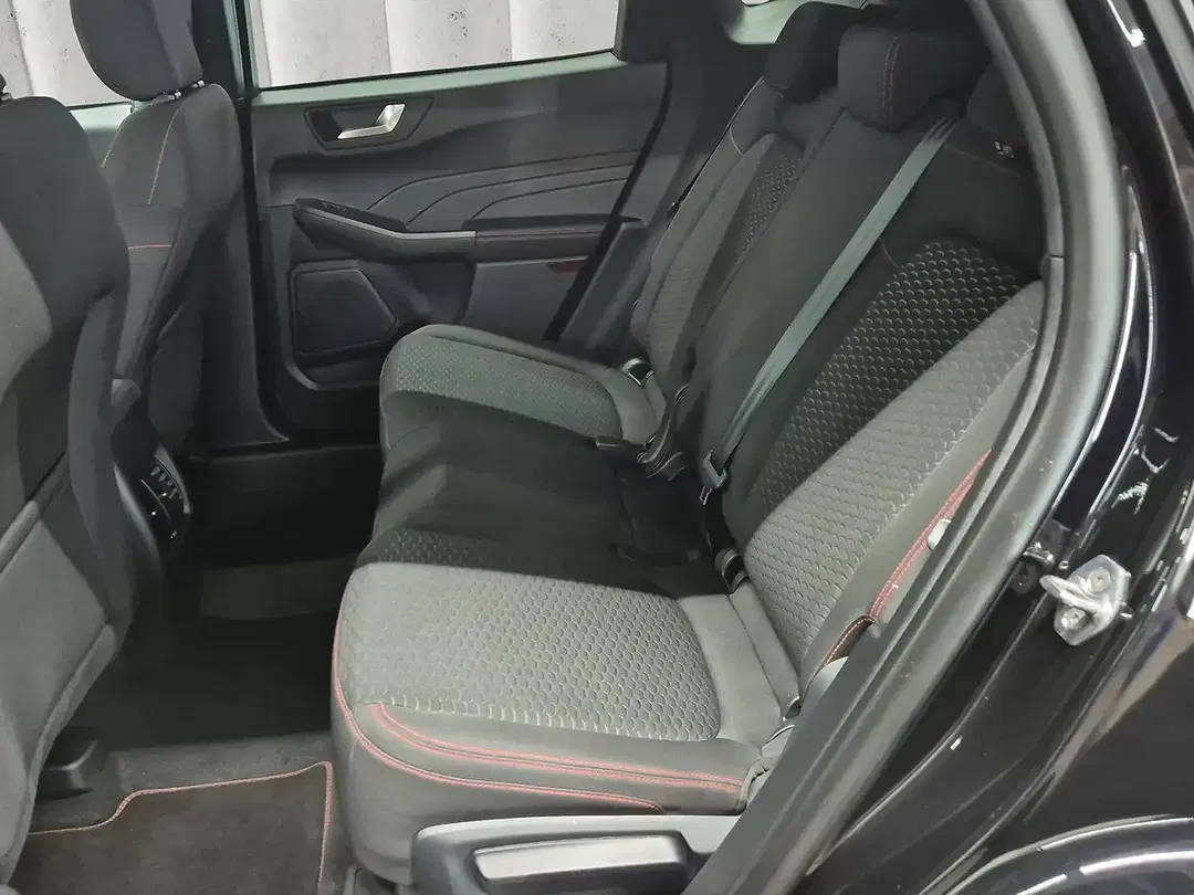 Ford Kuga AUT ST-Line - Thumbnail 11
