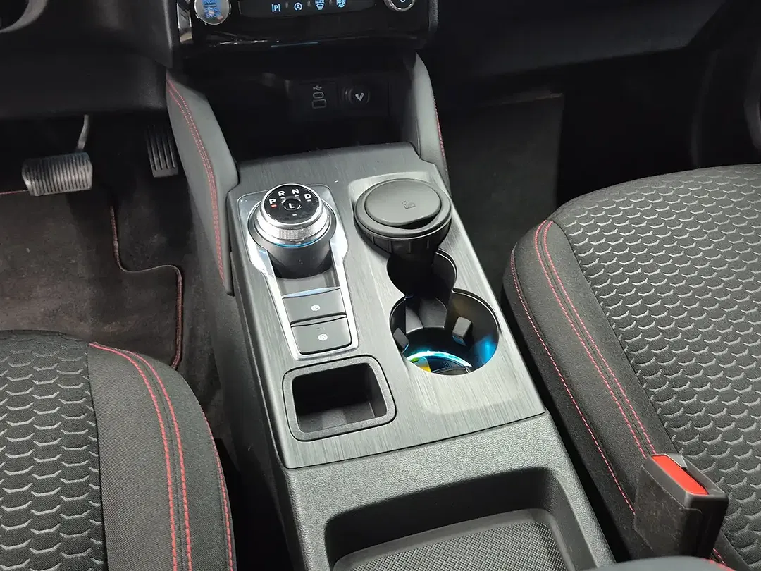Ford Kuga AUT ST-Line - Thumbnail 14