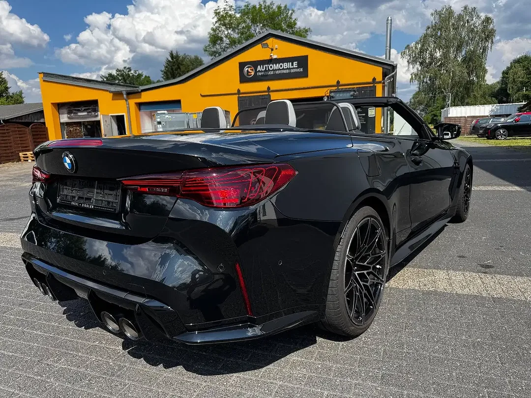BMW M4 xDrive Convertible - Afbeelding 1