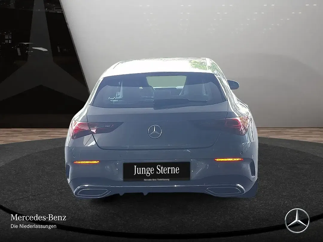 Mercedes-Benz CLA 200 7G-TRONIC AMG - Thumbnail 8