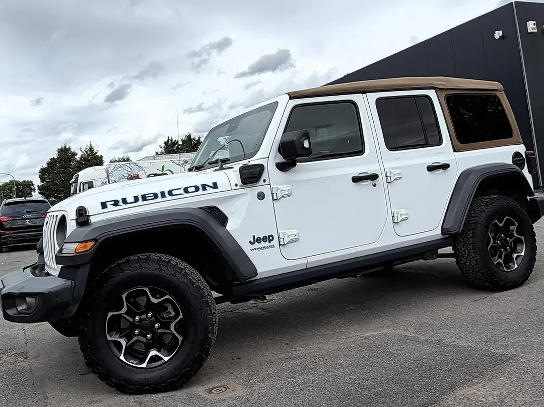 Jeep Wrangler 2.0 Turbo PHEV 4xe Unlimited Rubicon Softtop Hardtop - Thumbnail 4