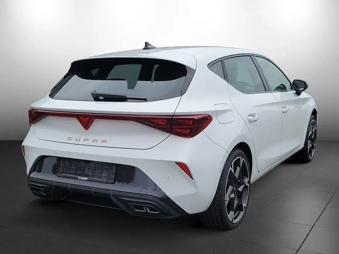 CUPRA Leon 1.5 eTSI - Thumbnail 3
