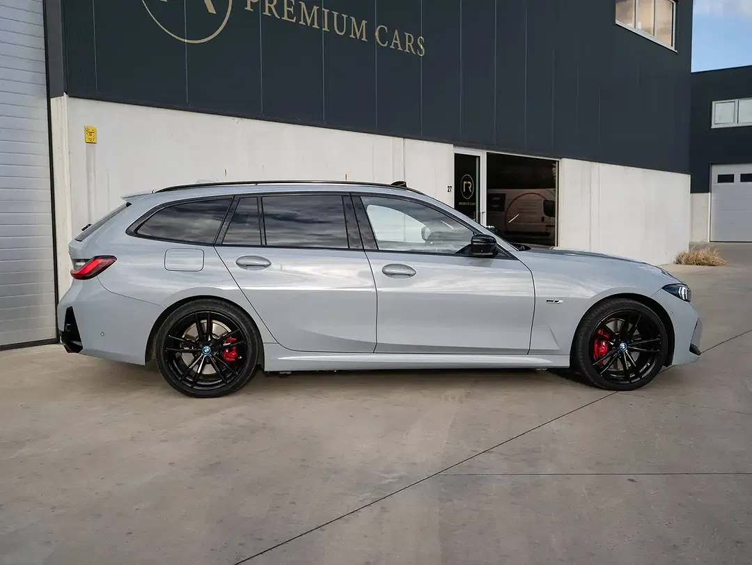BMW 330 PHEV Touring M Sport Pro - Thumbnail 8