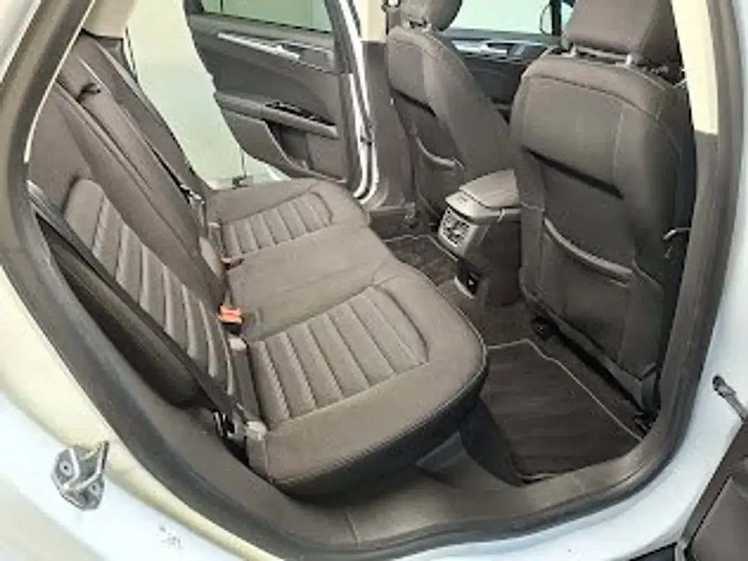 Ford Mondeo 2.0 Business - Thumbnail 10