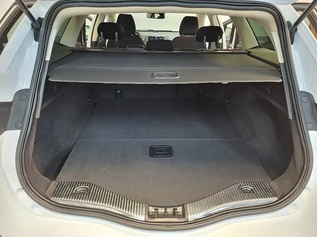 Ford Mondeo 2.0 Business - foto 11
