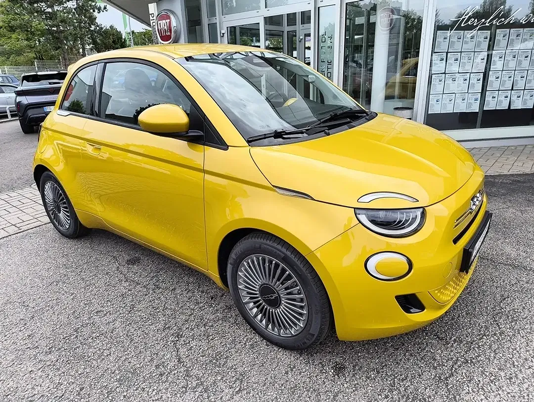 Fiat 500 1.0 Hybrid FireFly - Thumbnail 3