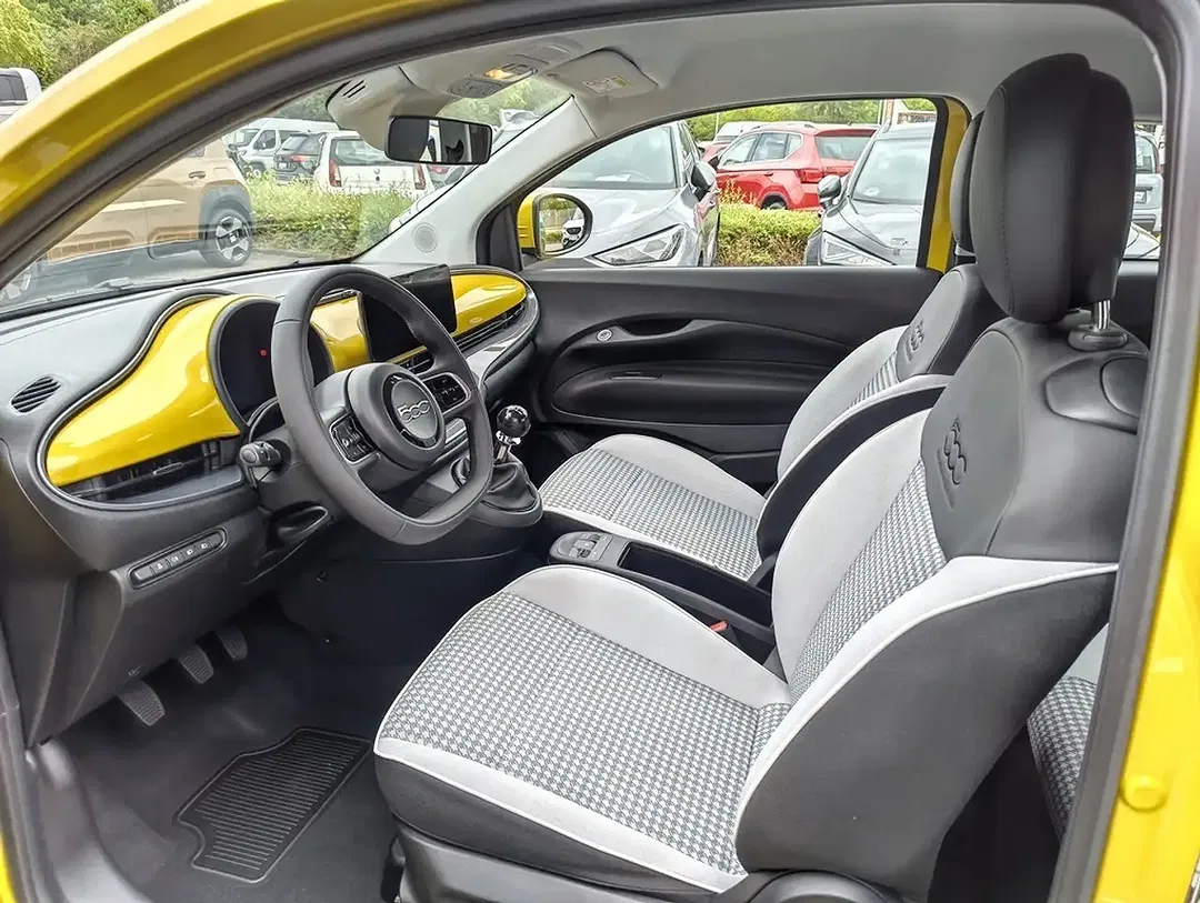 Fiat 500 1.0 Hybrid FireFly - Thumbnail 8