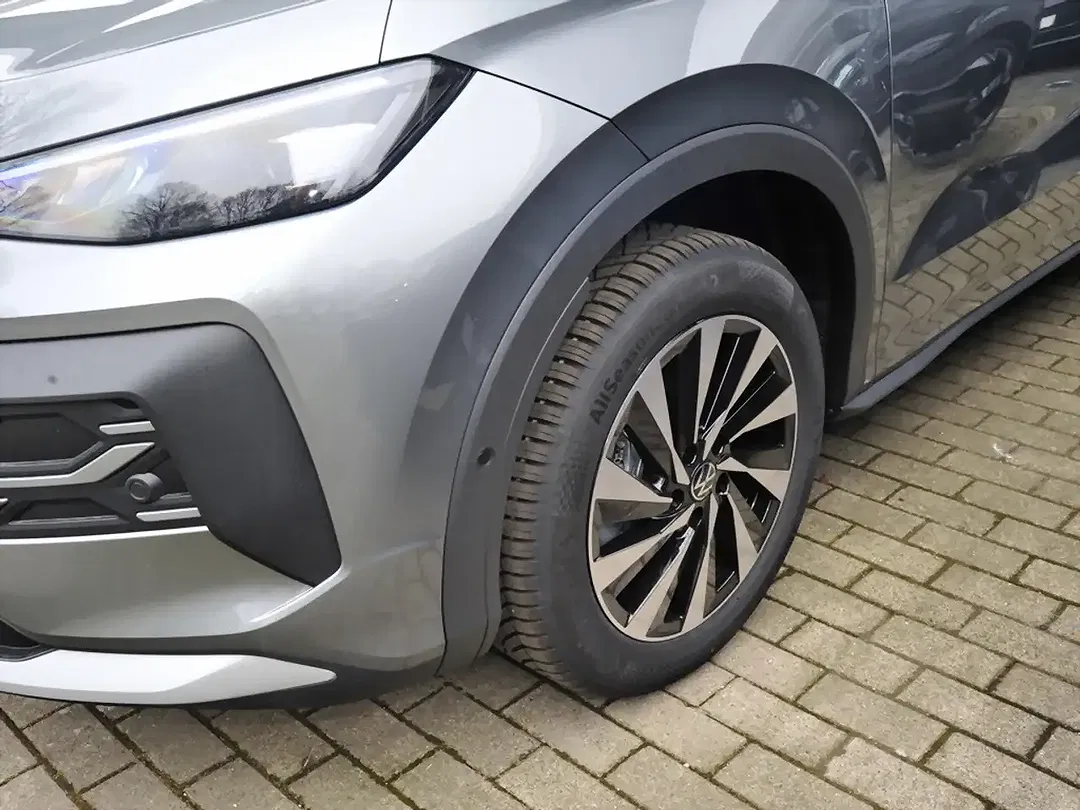 Volkswagen T-Roc 1.5 eTSI Life - Thumbnail 5