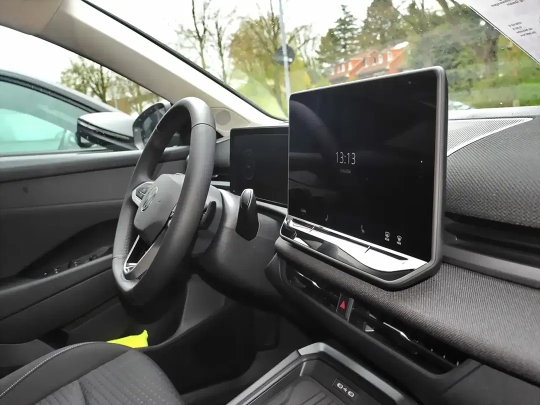 Volkswagen T-Roc 1.5 eTSI Life - Thumbnail 9
