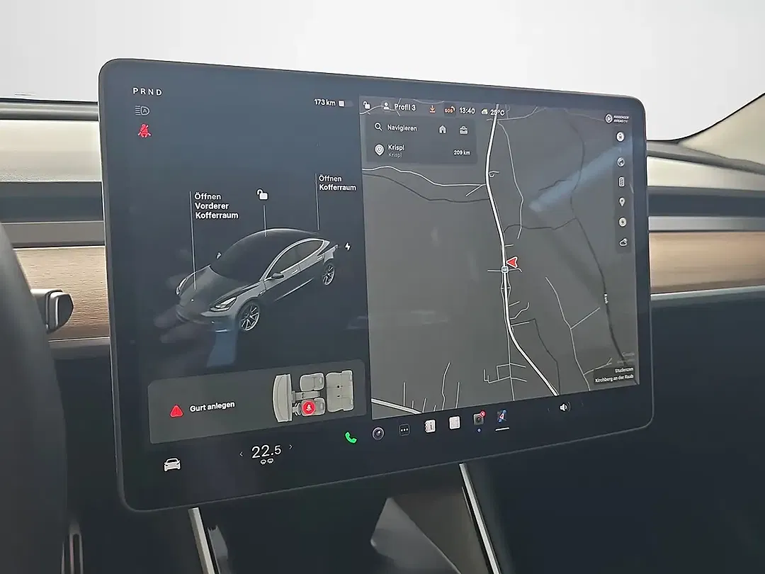 Tesla Model 3 AWD - Thumbnail 17