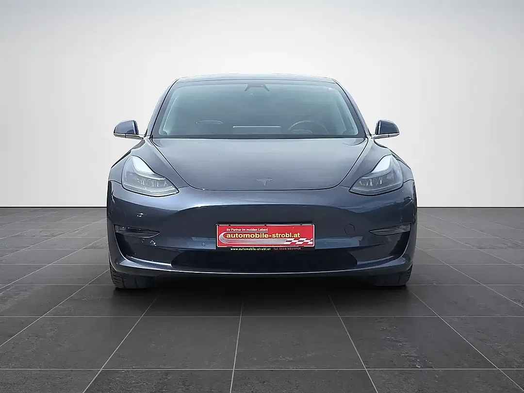 Tesla Model 3 AWD - foto 2