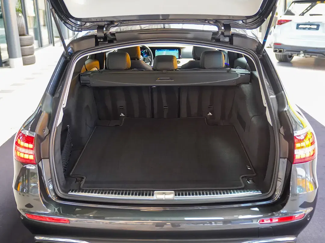 Mercedes-Benz E 220 Avantgarde - Thumbnail 6