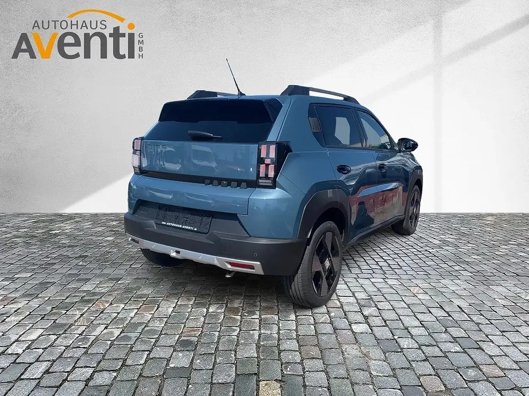 Fiat Grande Panda La Prima - Thumbnail 2