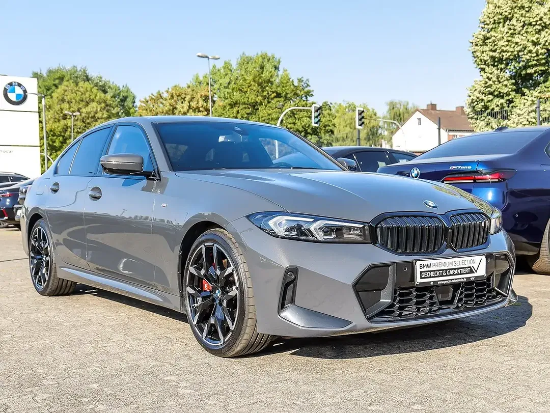 BMW 330 xDrive M Sport Pro - Thumbnail 6