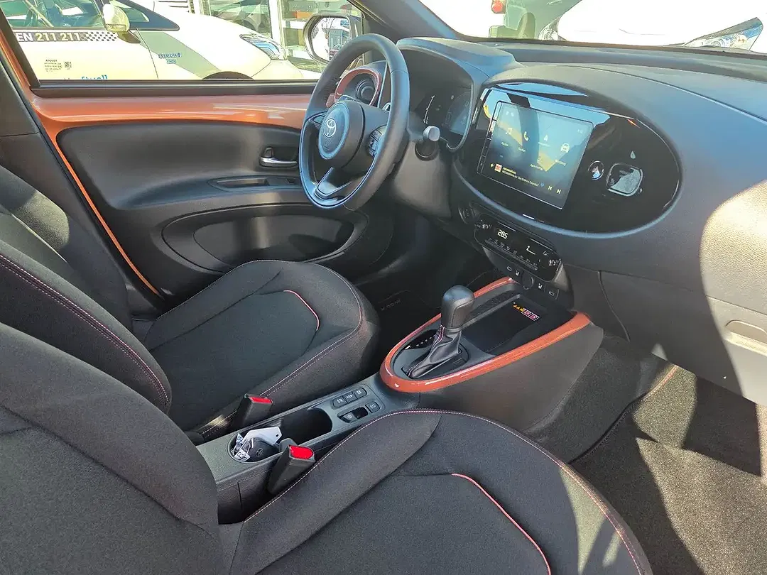 Toyota Aygo X 1.5 CVT Hybrid Teamplayer - Thumbnail 10