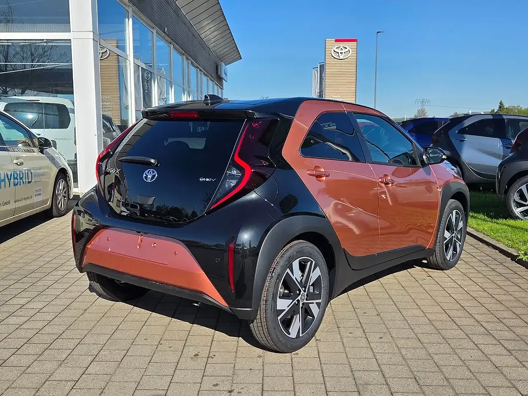 Toyota Aygo X 1.5 CVT Hybrid Teamplayer - Thumbnail 6