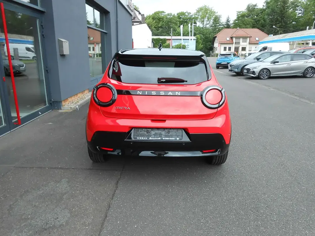 Nissan Micra - Thumbnail 6