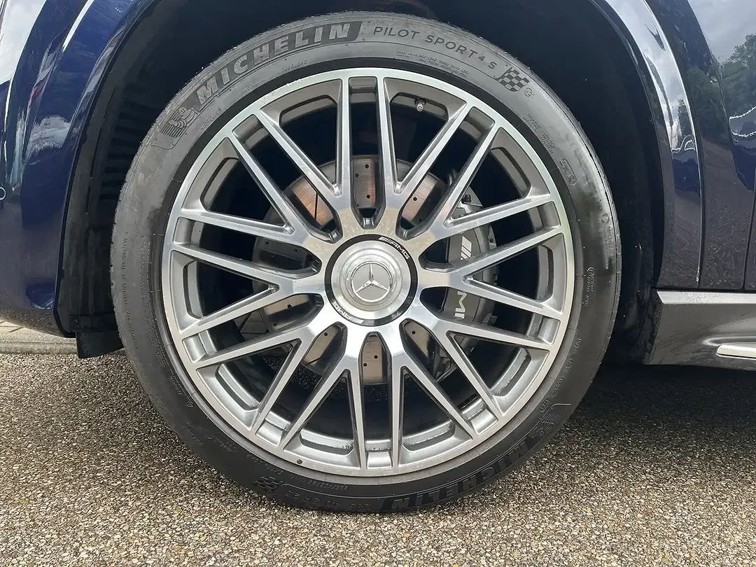 Mercedes-Benz GLS 63 AMG 4MATIC - Thumbnail 9