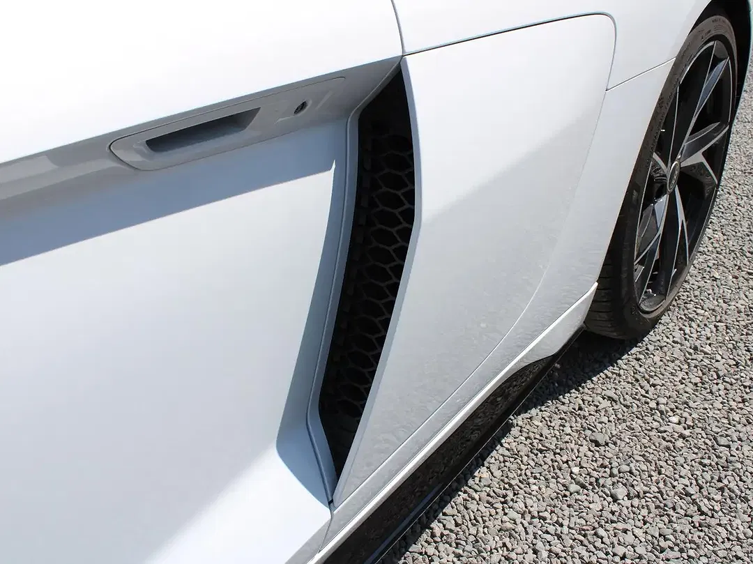 Audi R8 V10 - Thumbnail 13