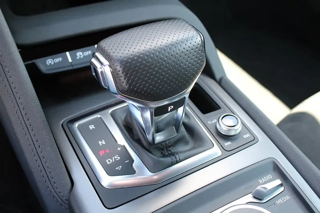 Audi R8 V10 - Thumbnail 43