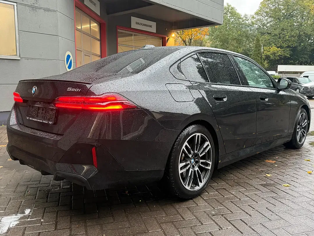 BMW 520 M Sport Pro - Thumbnail 6
