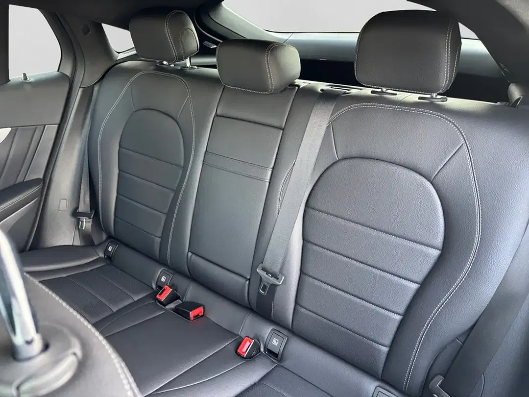 Mercedes-Benz GLC 300 4MATIC - Thumbnail 10
