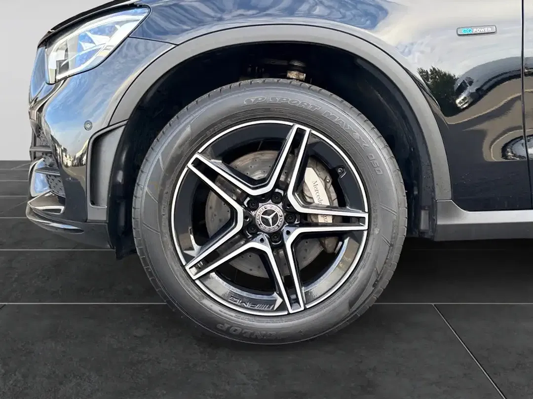 Mercedes-Benz GLC 300 4MATIC - Thumbnail 11