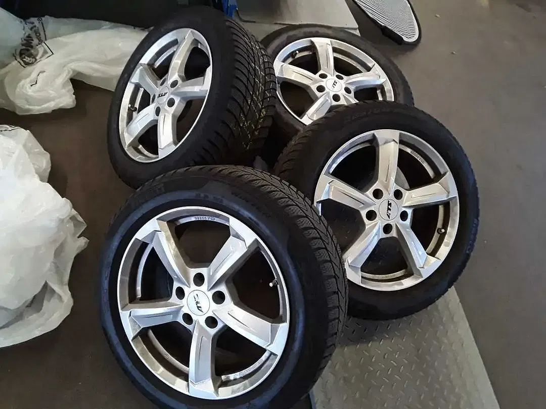 Audi A4 40 2.0 TDI Avant S line - Thumbnail 13