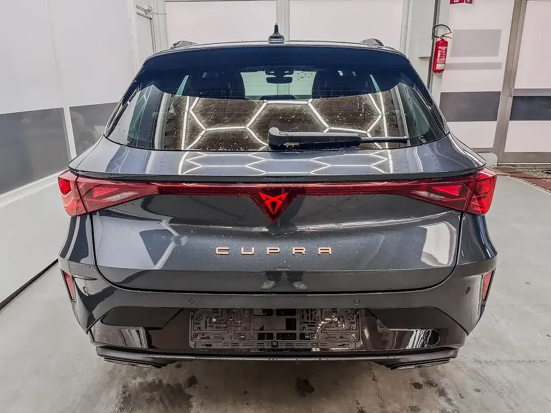 CUPRA Leon 1.5 eTSI DSG Sportstourer - Thumbnail 6