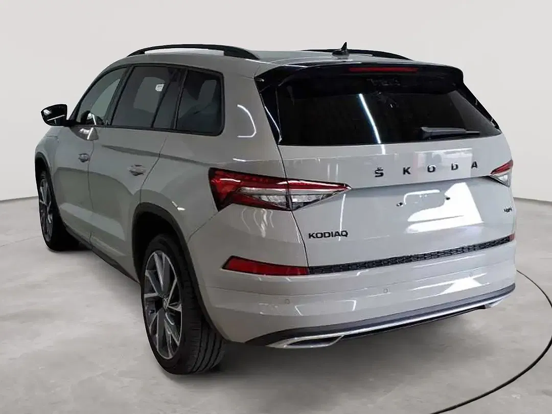 Skoda Kodiaq 2.0 TDI 4x4 Sportline - Thumbnail 2