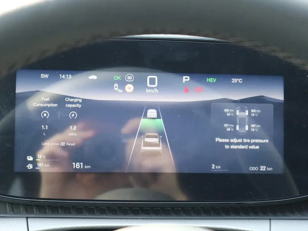 BYD Dolphin DM-i Boost - Thumbnail 9